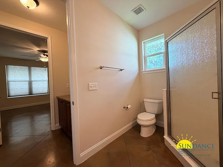249 Beachview Dr — Photo 23