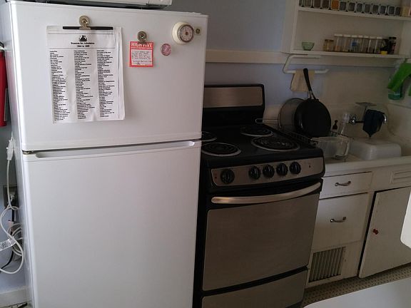 2nd image of 5251 12th Ave NE Unit D