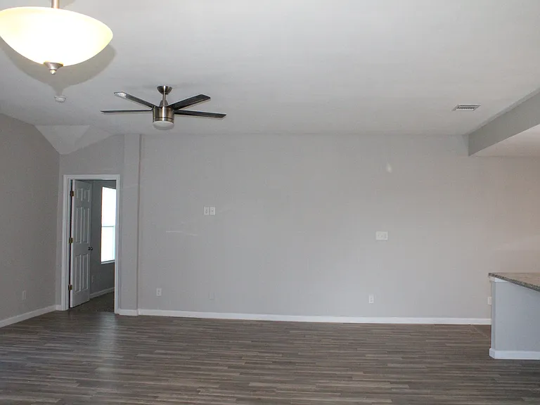 6571 Beech Trail Dr — Photo 10