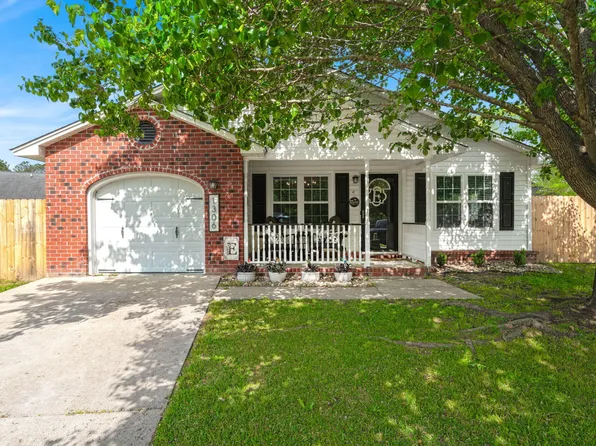 1306 Markley Ct, Moncks Corner, SC 29461