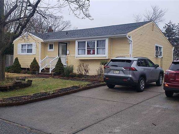 2nd image of 235 Newman St
