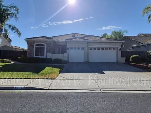 1085 Crystal Springs Dr, Vacaville, CA 95688