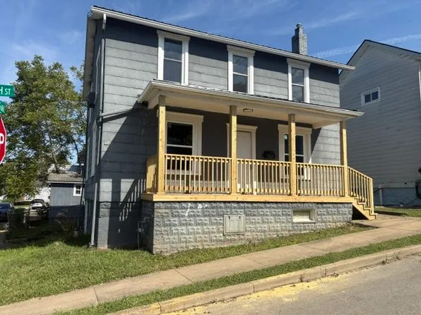 500 N 6th St, Apollo, PA 15613
