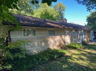 1919 Edison Rd, South Bend, IN 46637