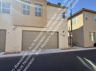 753 E Beauchamp Dr #101, Gilbert, AZ 85297