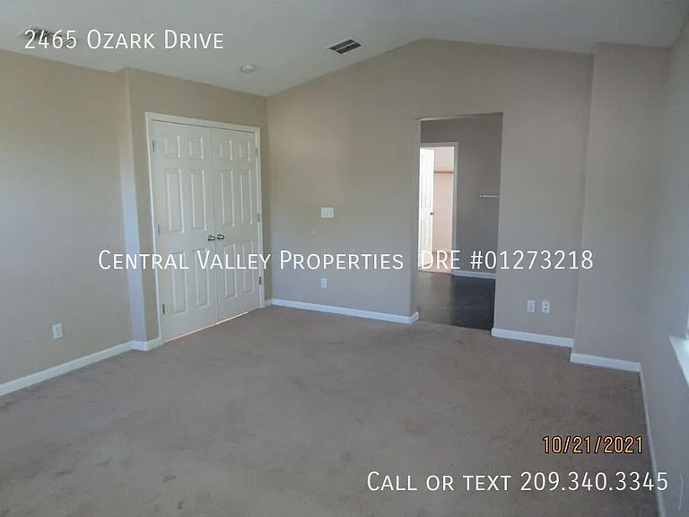 2465 Ozark Dr — Photo 19