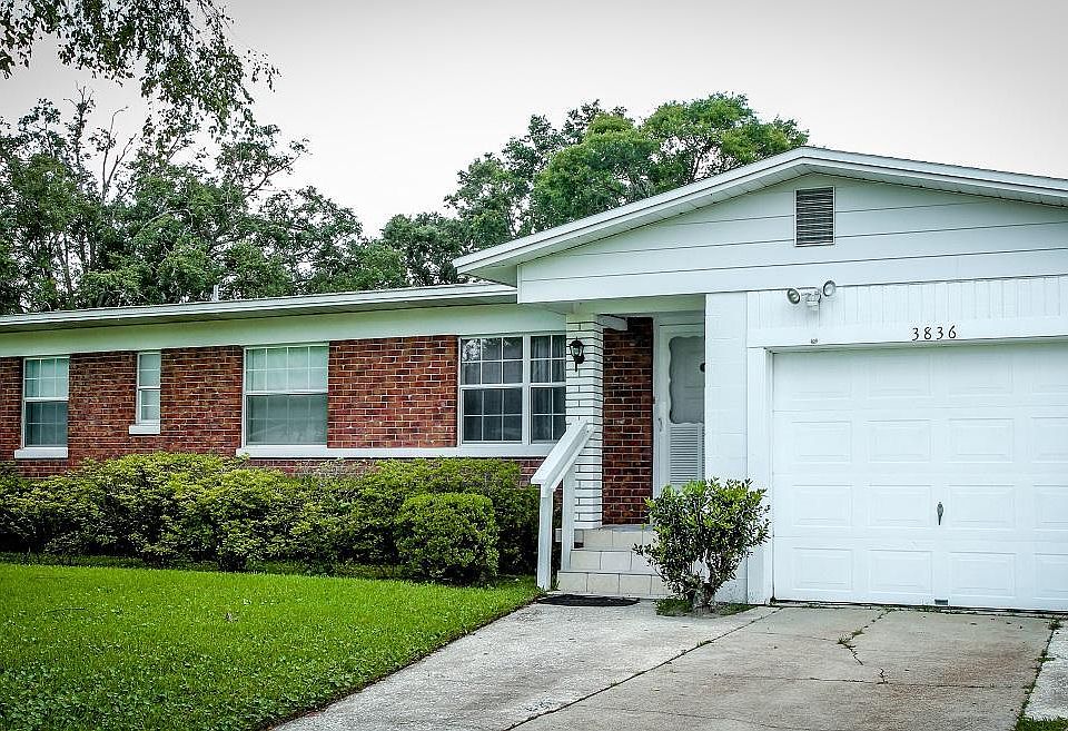 2nd image of 3836 Tyndale Dr