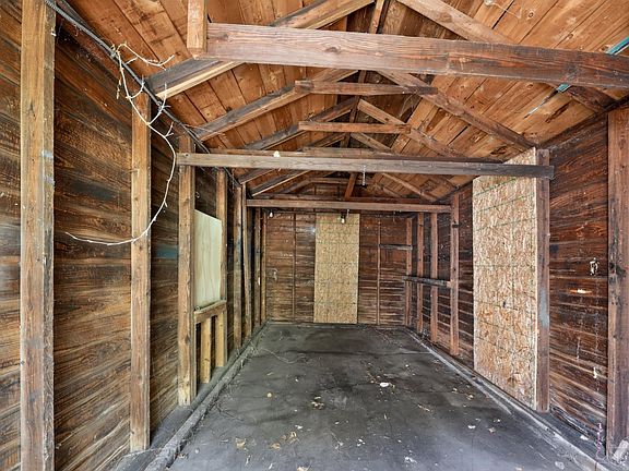 3rd image of 409 Purcell Ave