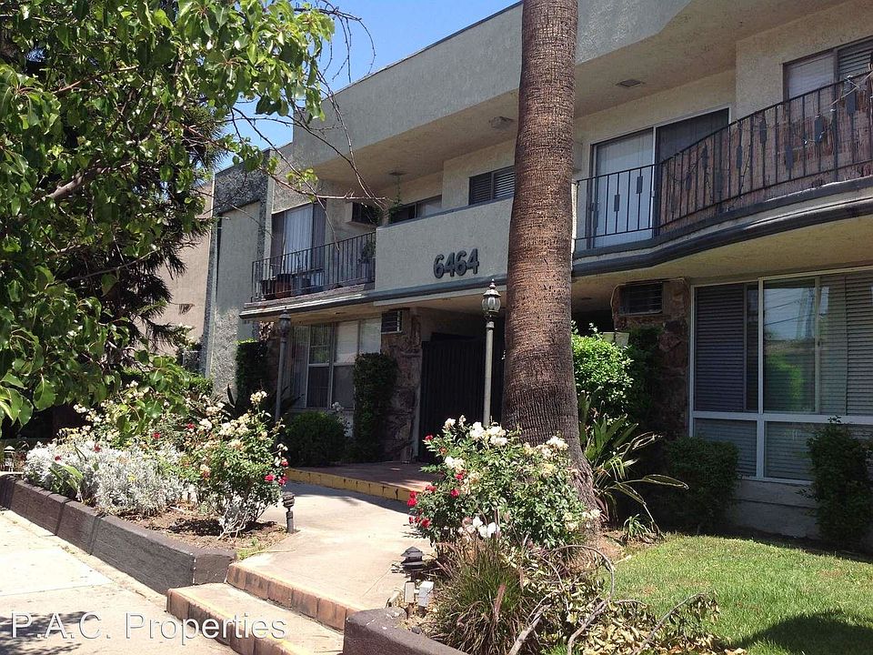 1st image of 6464 Woodman Ave APT 207