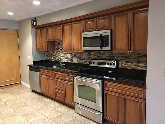 3rd image of 265 Atwells Ave Suite 3