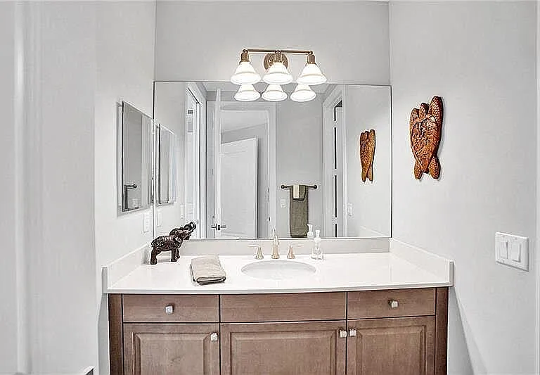 Waterway Cir — Photo 11