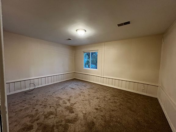 5th image of 23110 Kenosha Ave