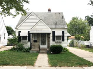 3255 Gertrude St, Dearborn, MI 48124