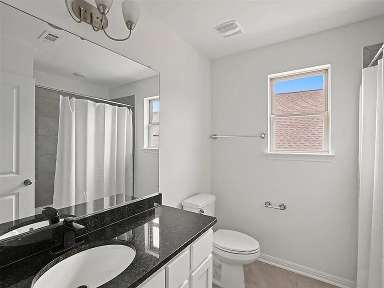 1328 Brescia Walk — Photo 31