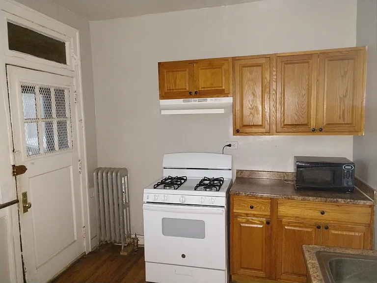 1331 W Fargo Ave #2S — Photo 11