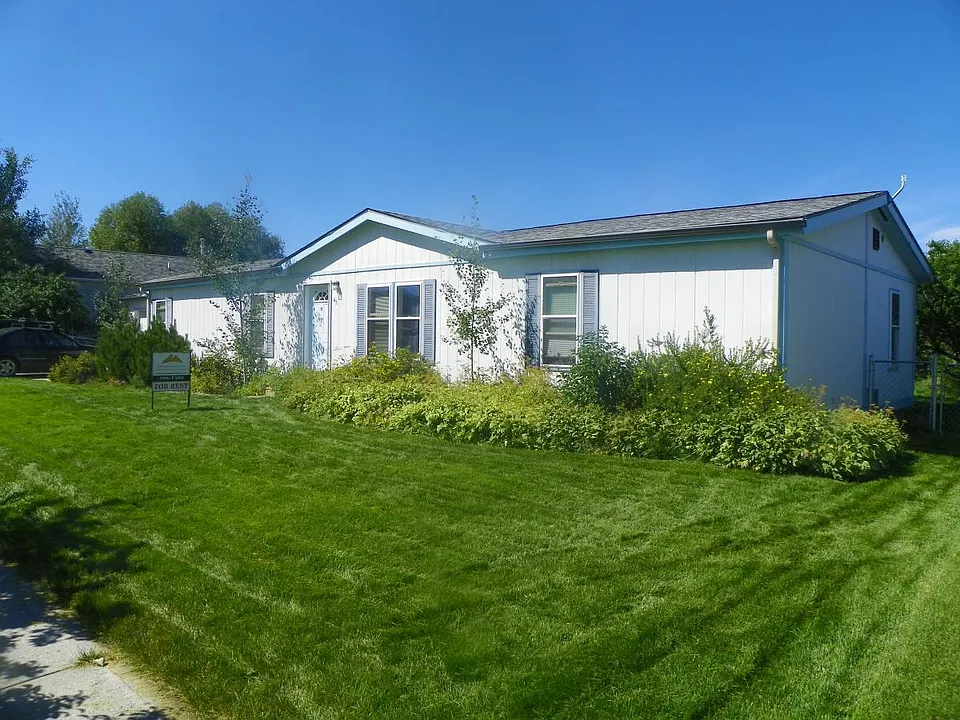 43 N Hunters Way