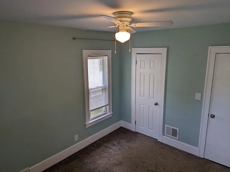 612 Louis Ave — Photo 14