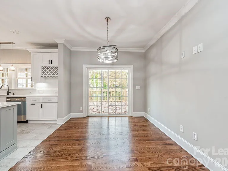 6513 Rockwell Blvd — Photo 13
