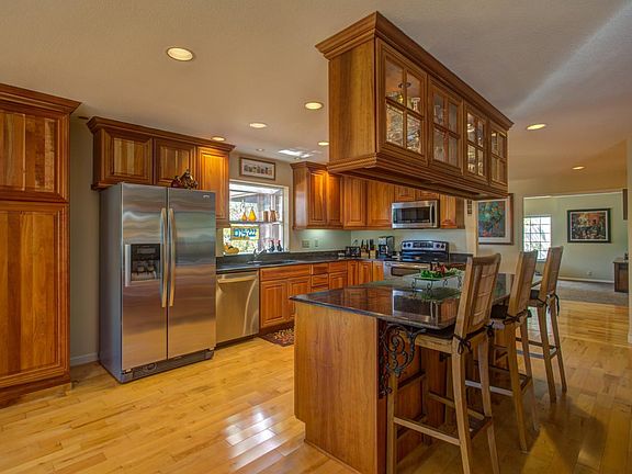 5th image of 113 Lucia Ln
