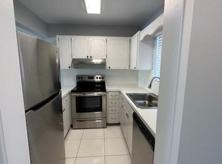 2311 NE 36th St APT 2C, Pompano Beach, FL 33064