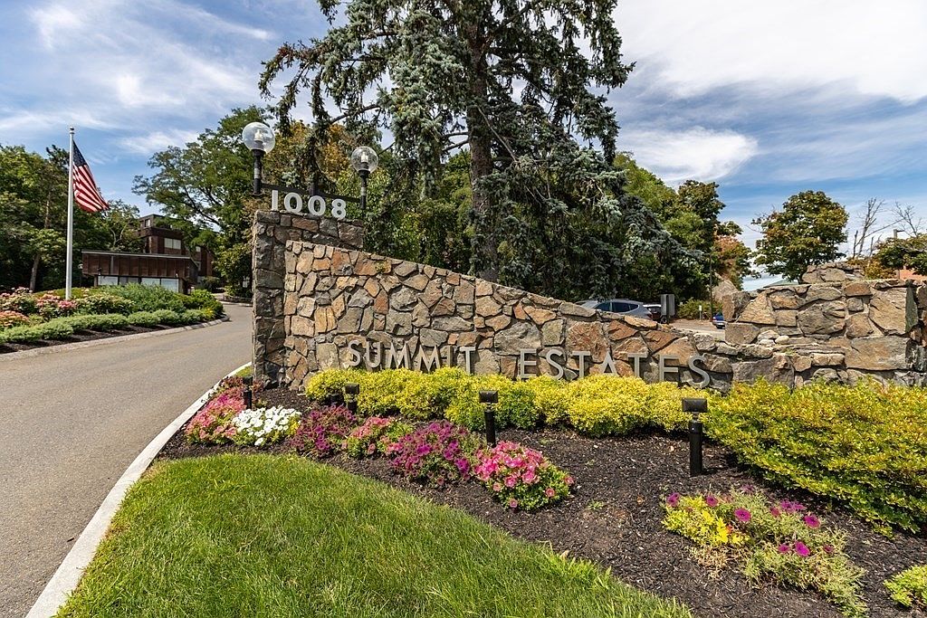 1004 Paradise Rd PENTHOUSE P, Swampscott, MA 01907 Zillow