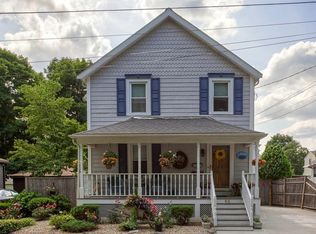 65 Pine St, Wakefield, MA 01880