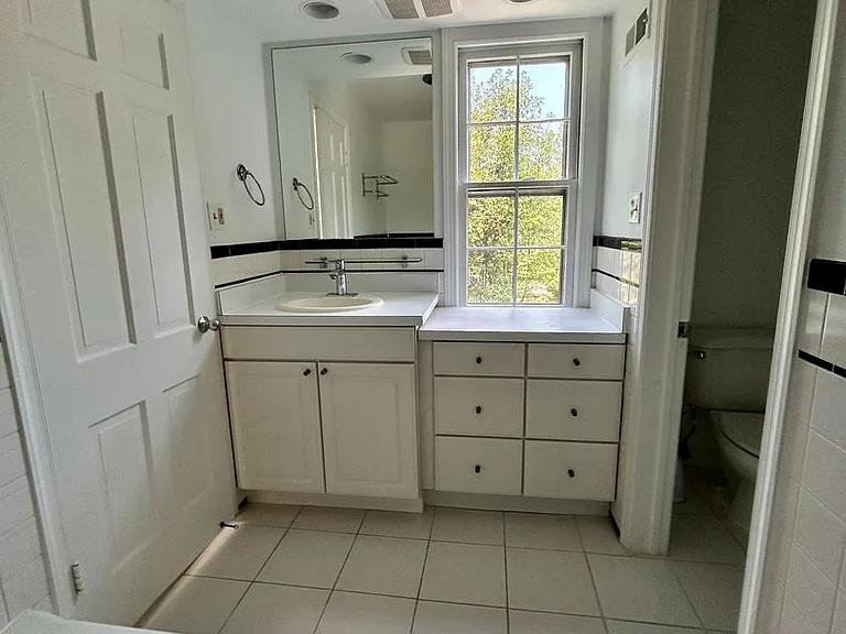 5100 Upton St NW — Photo 40