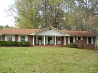 802 Rising Star Rd, Brooks, GA 30205