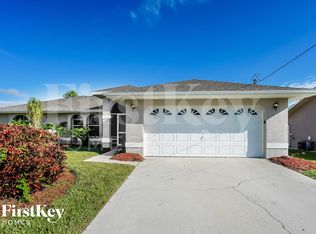 135 SW 31st Ter, Cape Coral, FL 33914