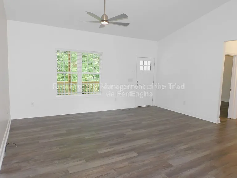 3773 Hinshaw Country Rd — Photo 2