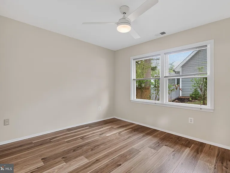4214 Penner Ln — Photo 33