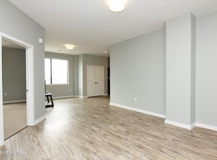 1075 Stephenson Ave #310, Oceanport, NJ 07757