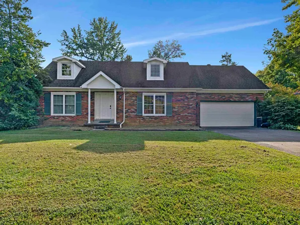 8455 Sycamore Dr, Newburgh, IN 47630