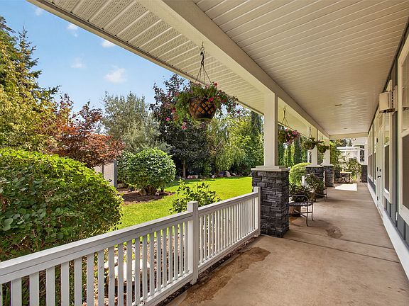 5th image of 7272 Dunwaters Rd
