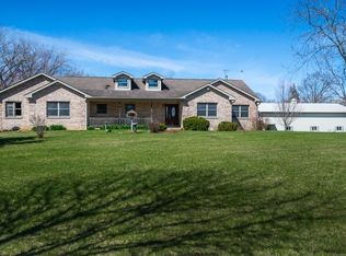 9506 296th Ave, Salem, WI 53168