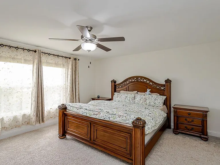 14825 Saddle Horn Dr — Photo 44