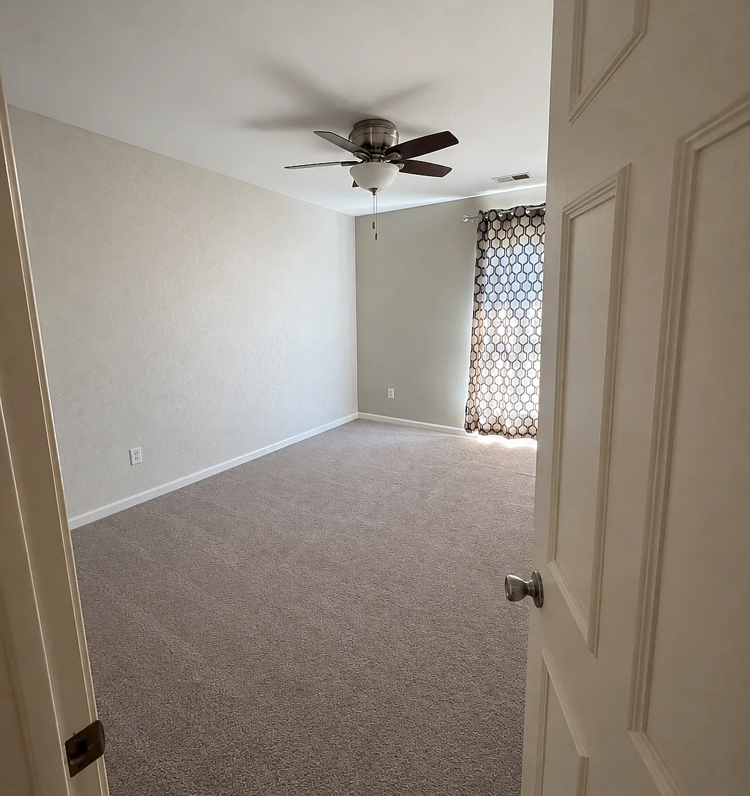 2 bed, 1301 sqft, $2,800 — Photo 4