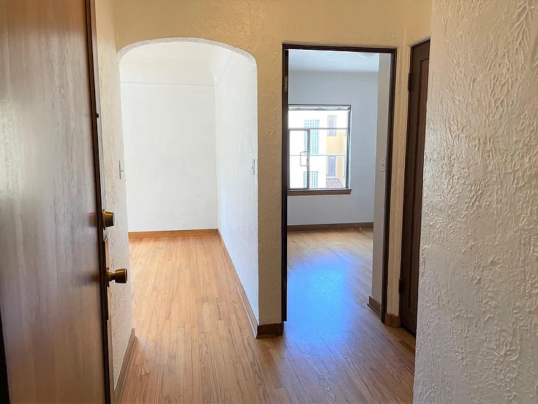1903 N 46th St #V205 — Photo 11