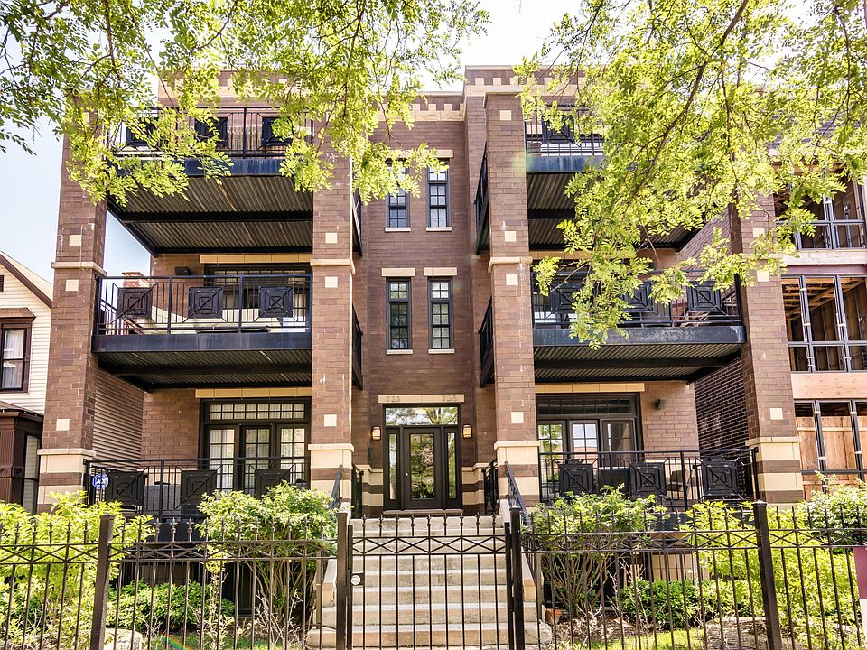 1st image of 725 W Diversey Pkwy APT 2W