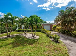 484 W Royal Palm Rd, Boca Raton, FL 33432