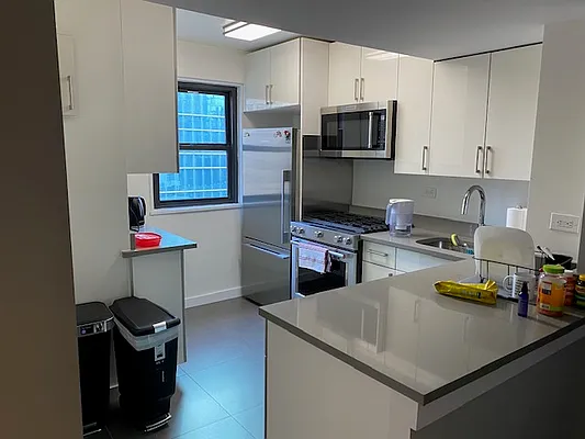 Rented by Olympia House Delaware LP | media 96