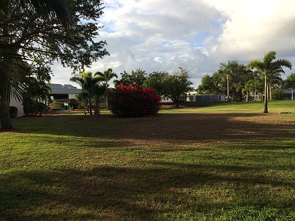2nd image of 18081 SE Country Club Dr APT 16-151