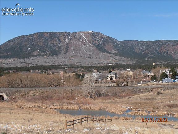 5th image of 2176 Creek Valley Cir