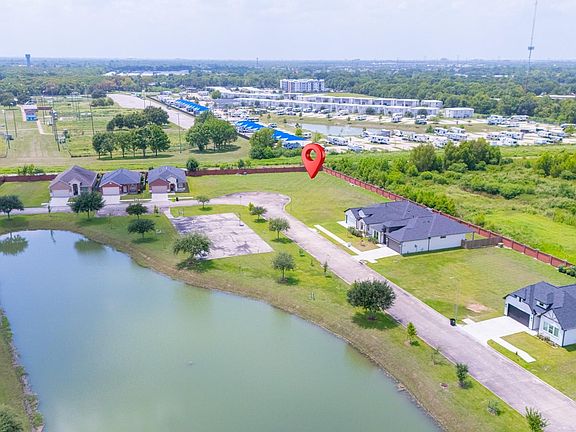 2nd image of 2242 Syrian St Lot 35