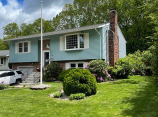 322 Beth Ln, Waterbury, CT 06705