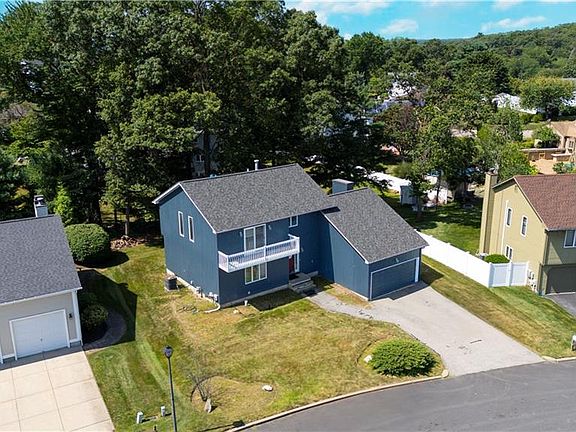 5th image of 7 W Lakeview Dr