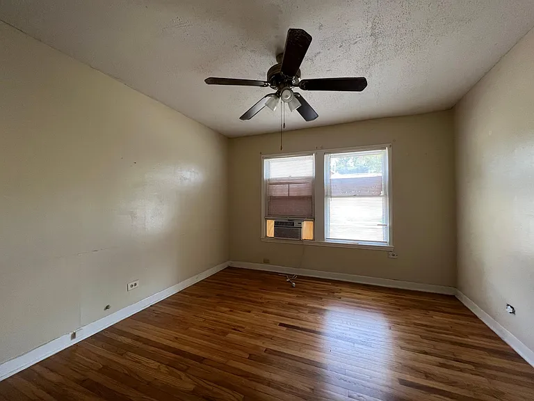 142 Vassar Ln #1 — Photo 7