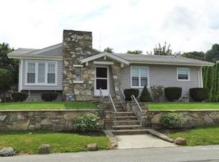 73 Rowe St, New Bedford, MA 02740