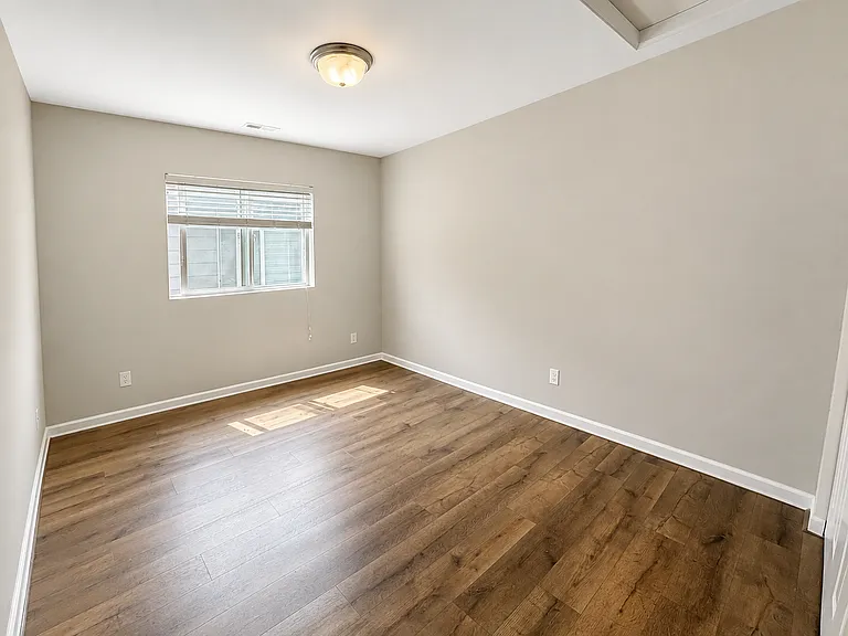 1313 28th St NW — Photo 24