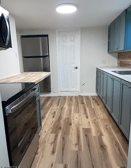 355 Elm St — Photo 9